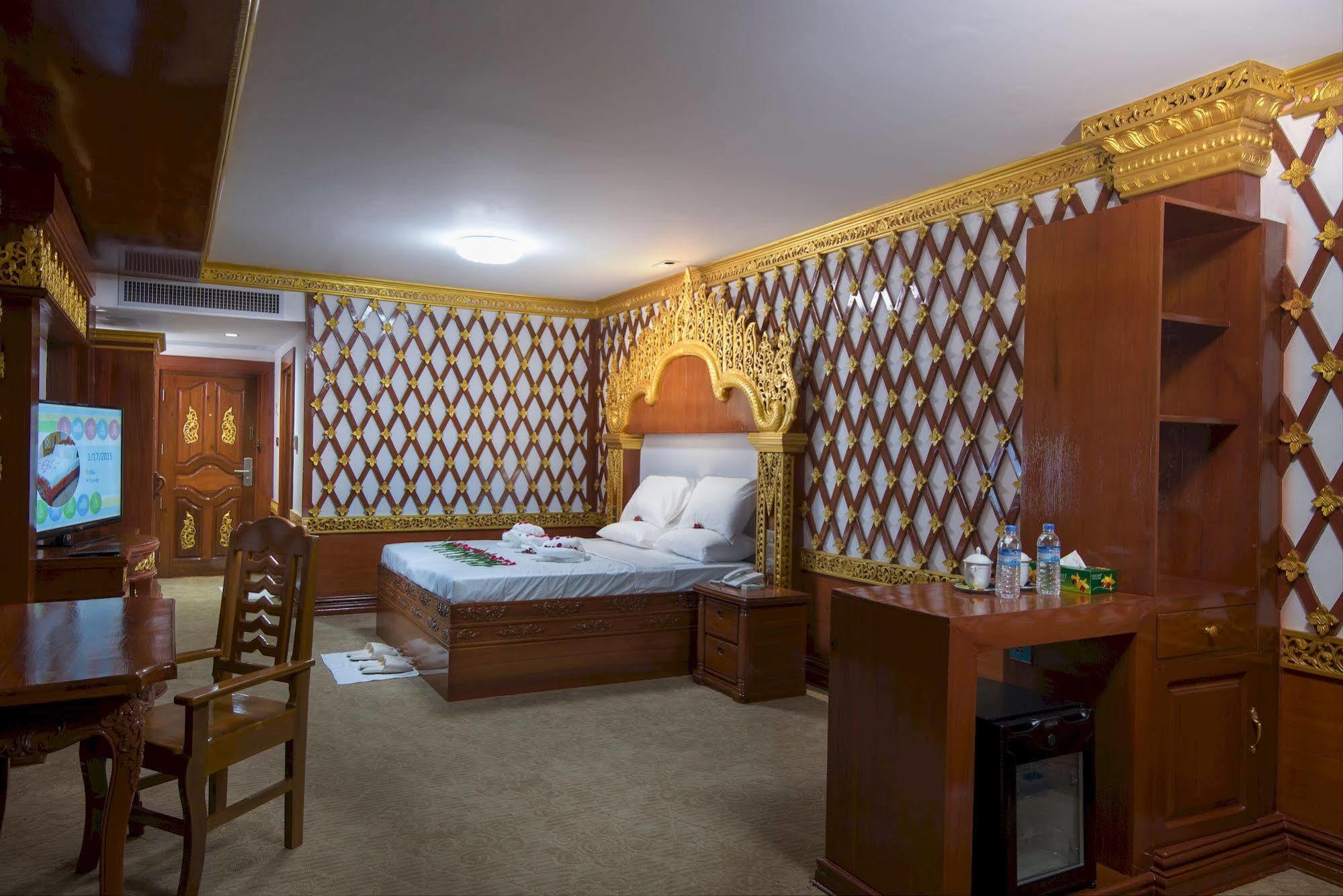 Su Tine San Royal Palace Hotel Pagan Exteriér fotografie