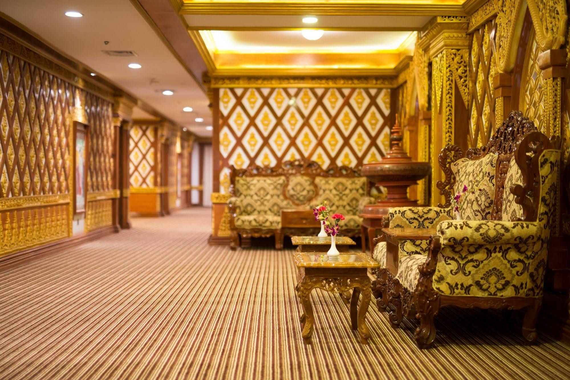 Su Tine San Royal Palace Hotel Pagan Exteriér fotografie